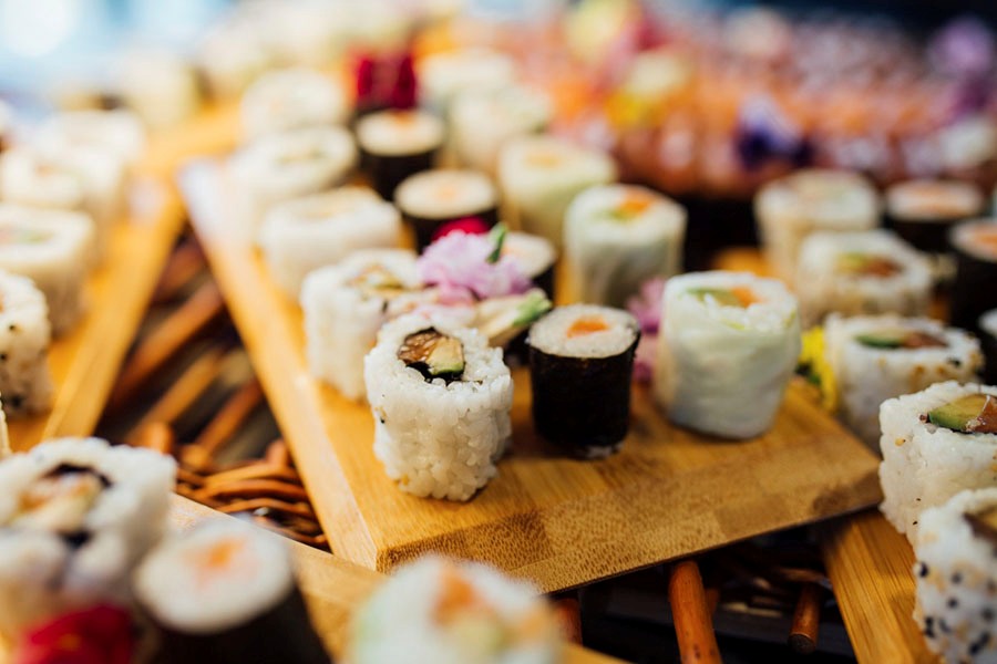 Buffet de sushi para eventos Rincón de sushi para bodas o eventos en Granada
